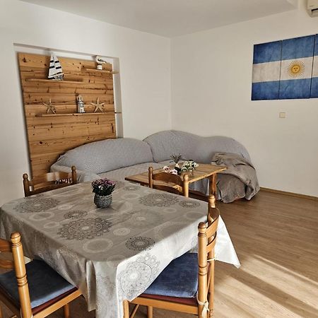 Pljesa Apartments Supetarska Draga Exterior foto