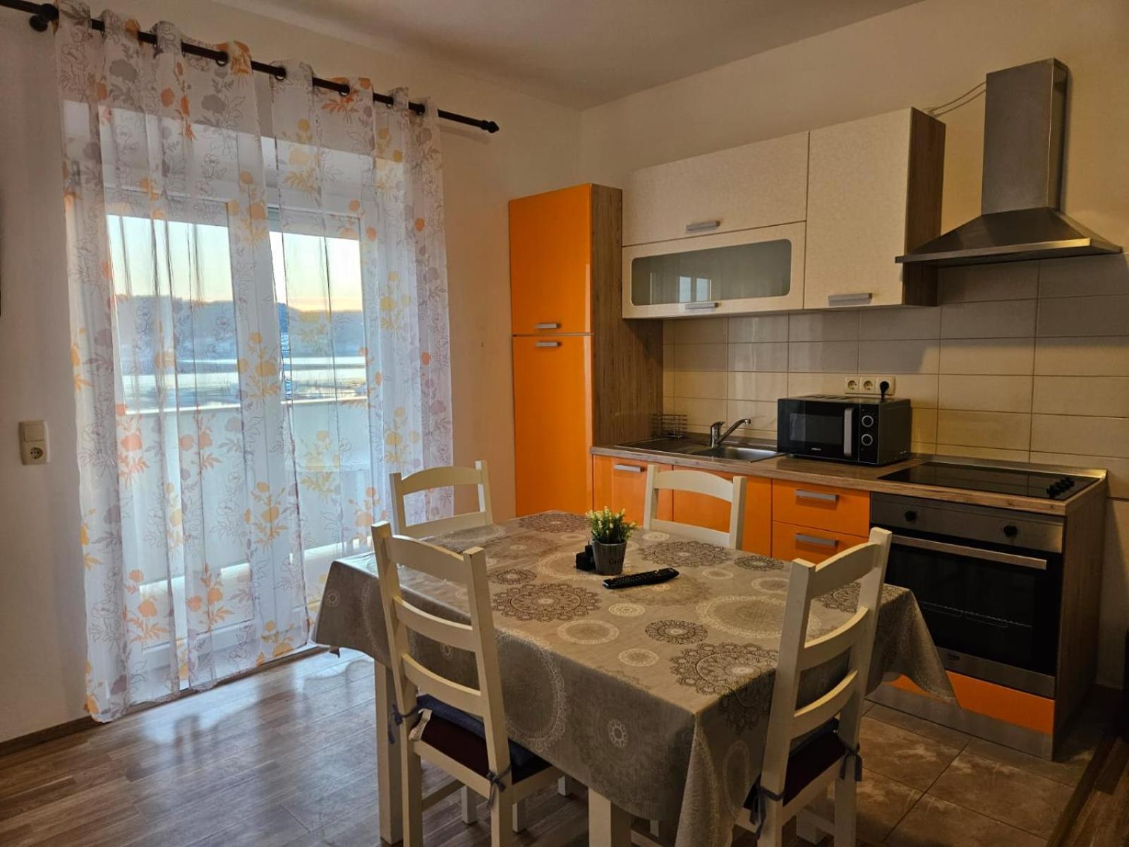 Pljesa Apartments Supetarska Draga Exterior foto